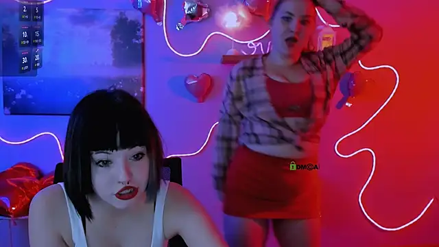 dina bloom  online show from February 2026 07:59:01 PM