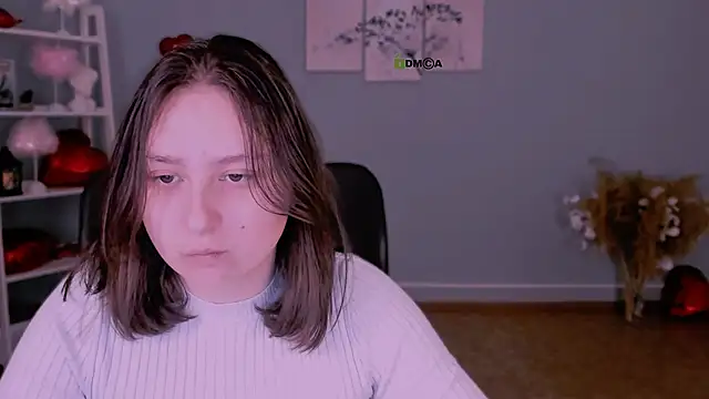 dina bloom  online show from February 2026 10:05:01 AM