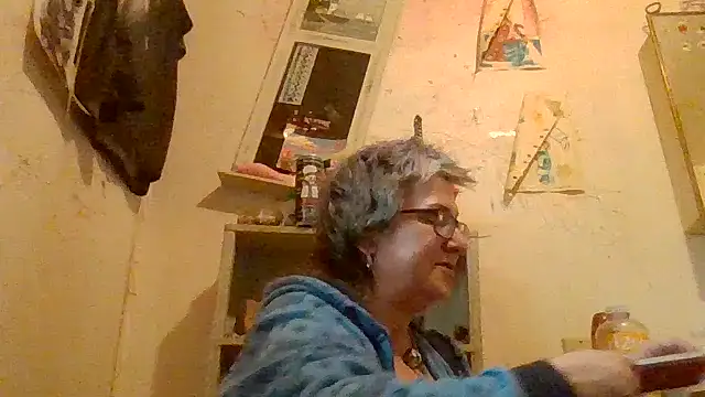 becky1111 online show from April 2026 12:29:02 PM