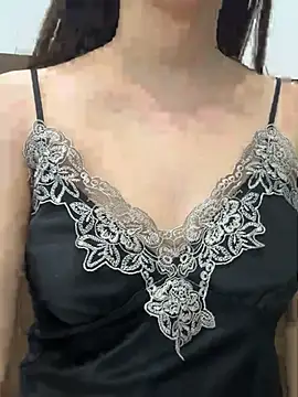 Zinmeo20 online show from May 2026 07:15:02 AM