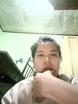 Snapshot of annawet chatting on May 2026 02:02:02 PM annawet online show from May 2026 02:02:02 PM