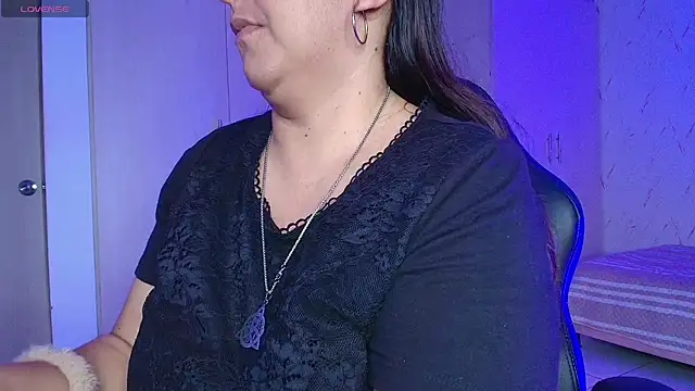 evelyn harpeery online show from April 2026 11:03:02 AM