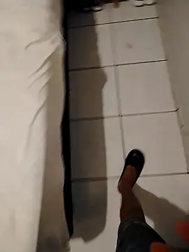 Snapshot of Roman_B chatting on February 2026 07:30:02 PM Roman B online show from February 2026 07:30:02 PM