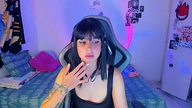 harakitty  online show from April 2026 04:26:02 AM