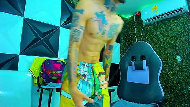 Boy tatto77 online show from May 2026 02:02:01 PM