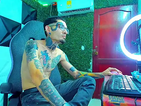 Boy tatto77 online show from May 2026 12:30:02 AM