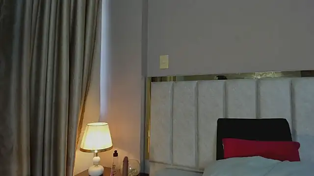 GahiaBelucci online show from March 2026 11:39:02 AM