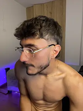 LIAM COLT online show from April 2026 01:42:02 AM