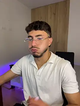 LIAM COLT online show from April 2026 07:27:01 PM