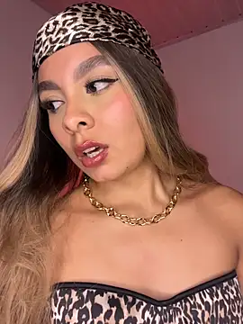 Snapshot of Nicollewest1 chatting on February 2026 12:20:01 AM Nicollewest1 online show from February 2026 12:20:01 AM