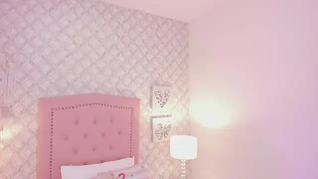 Snapshot of amber__ferrera chatting on February 2026 11:42:02 AM amber ferrera online show from February 2026 11:42:02 AM