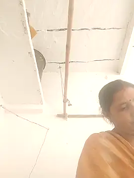 Snapshot of Kuswah_pooja chatting on December 2025 06:42:02 AM Kuswah pooja online show from December 2025 06:42:02 AM