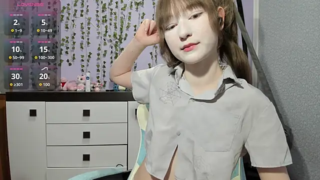 Yoonhee ki online show from May 2026 05:30:01 PM