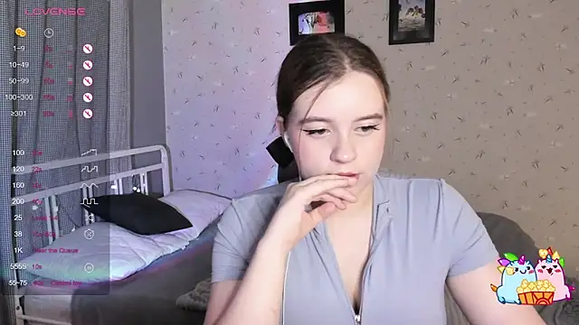 chisifri1 online show from March 2026 10:27:01 PM