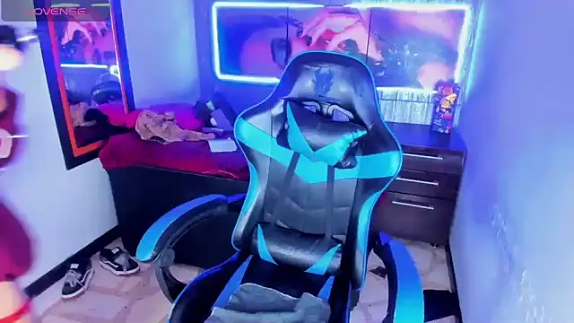 dolly boob online show from January 2026 04:15:01 AM