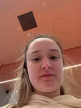 Snapshot of LilyLuck_ chatting on February 2026 01:28:01 PM LilyLuck online show from February 2026 01:28:01 PM