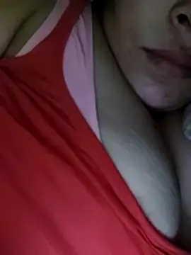 Snapshot of Lobna-66 chatting on February 2026 01:43:02 AM Lobna-66 online show from February 2026 01:43:02 AM