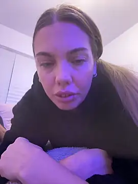 HardandHornycouple online show from December 2025 11:11:01 PM