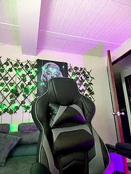 Violette-18 online show from December 2025 12:50:02 AM