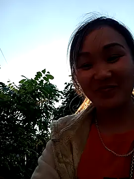 Snapshot of yula-bi chatting on December 2025 08:43:01 AM yula-bi online show from December 2025 08:43:01 AM