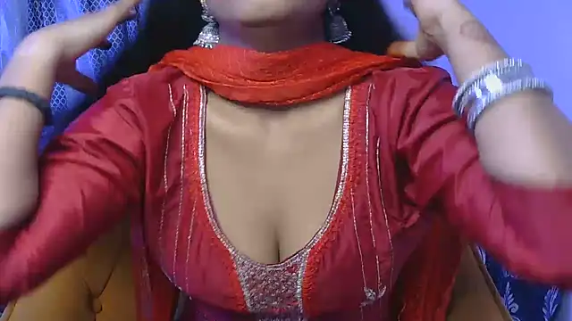 Snapshot of bold-smirthii chatting on June 2026 04:15:01 AM bold-smirthii online show from June 2026 04:15:01 AM