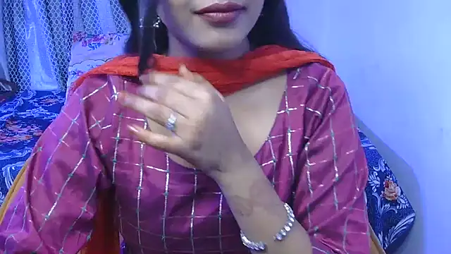 Snapshot of bold-smirthii chatting on June 2026 03:56:02 AM bold-smirthii online show from June 2026 03:56:02 AM
