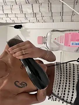 Davineniy online show from February 2026 06:50:01 PM