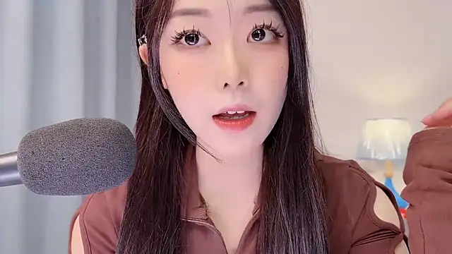 smalldaisy online show from April 2026 02:42:01 AM