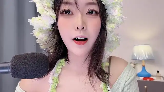 smalldaisy online show from April 2026 02:27:02 AM
