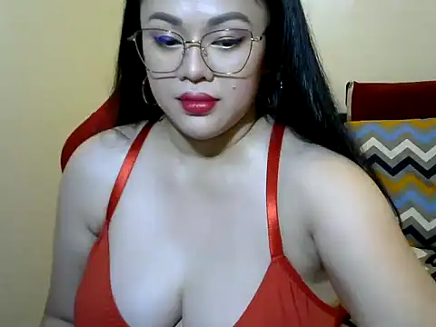 Snapshot of celine_margo chatting on September 2025 05:31:02 AM celine margo online show from September 2025 05:31:02 AM