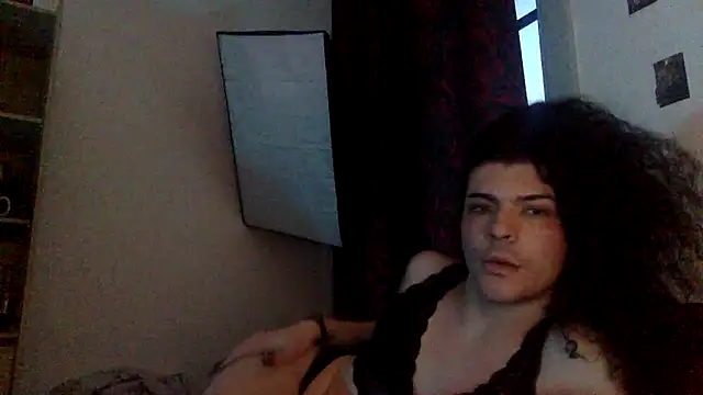 TheHellebora online show from April 2026 04:41:01 AM