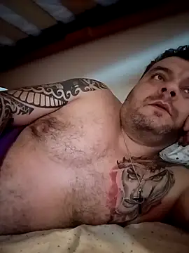 Snapshot of TomasTenerife chatting on February 2026 04:11:02 PM TomasTenerife online show from February 2026 04:11:02 PM