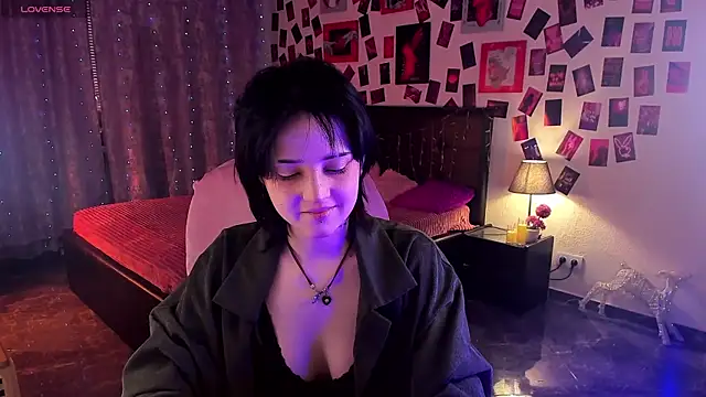 Snapshot of SarahShelby chatting on February 2026 10:38:01 AM SarahShelby online show from February 2026 10:38:01 AM