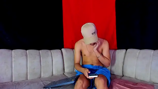 BrownieLoverss online show from February 2026 11:19:01 AM