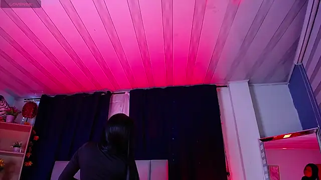 Emilyy05  online show from January 2026 03:19:02 AM