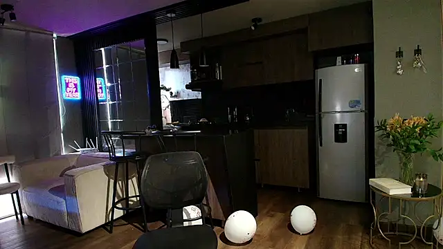 Ambrosia       online show from February 2026 01:40:01 PM