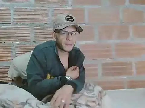 Snapshot of Alphamaster_92 chatting on January 2026 01:38:02 PM Alphamaster 92 online show from January 2026 01:38:02 PM