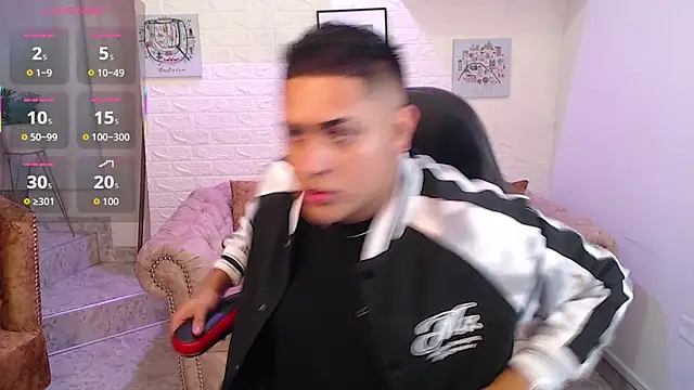 Snapshot of aroon_09 chatting on December 2025 03:13:02 AM aroon 09 online show from December 2025 03:13:02 AM