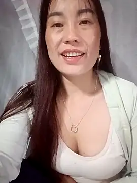 boiboi001 online show from February 2026 12:05:02 PM