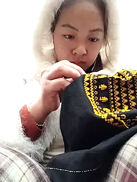 Snapshot of Lucky_cutee chatting on January 2026 12:58:02 AM Lucky cutee online show from January 2026 12:58:02 AM