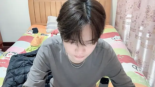 Snapshot of junnan001 chatting on February 2026 12:37:02 PM junnan001 online show from February 2026 12:37:02 PM