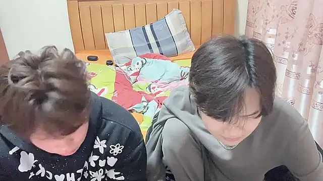 Snapshot of junnan001 chatting on February 2026 12:20:02 PM junnan001 online show from February 2026 12:20:02 PM