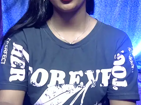 cute Dirty Diva online show from May 2026 02:57:01 PM