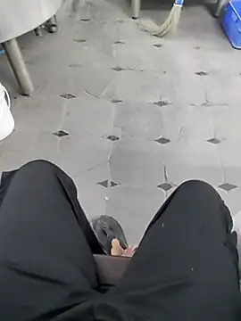 Snapshot of hydhunk26 chatting on January 2026 02:02:02 AM hydhunk26 online show from January 2026 02:02:02 AM