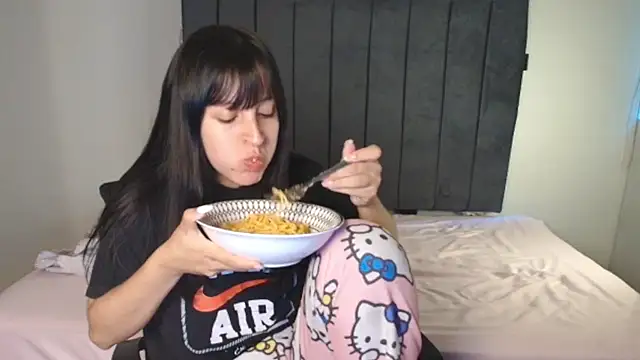 Snapshot of Sofii_unicorn chatting on March 2026 04:48:01 PM Sofii unicorn online show from March 2026 04:48:01 PM