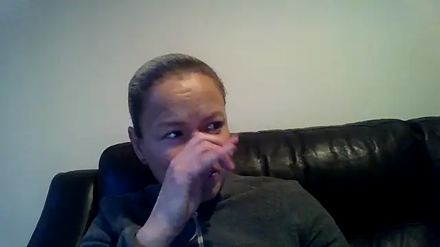 Snapshot of jennyblondeuk chatting on January 2026 04:00:01 PM jennyblondeuk online show from January 2026 04:00:01 PM