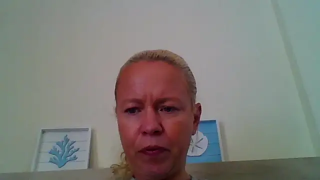 jennyblondeuk online show from April 2026 01:41:02 PM
