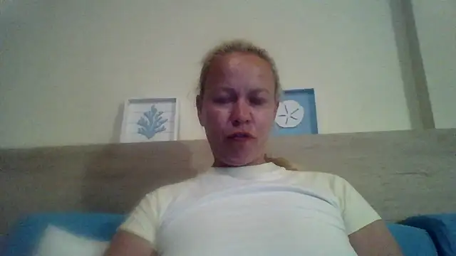jennyblondeuk online show from April 2026 08:57:02 PM