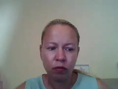 jennyblondeuk online show from May 2026 05:19:02 PM