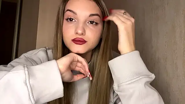 Snapshot of EmllyLighty chatting on January 2026 12:55:01 PM EmllyLighty online show from January 2026 12:55:01 PM